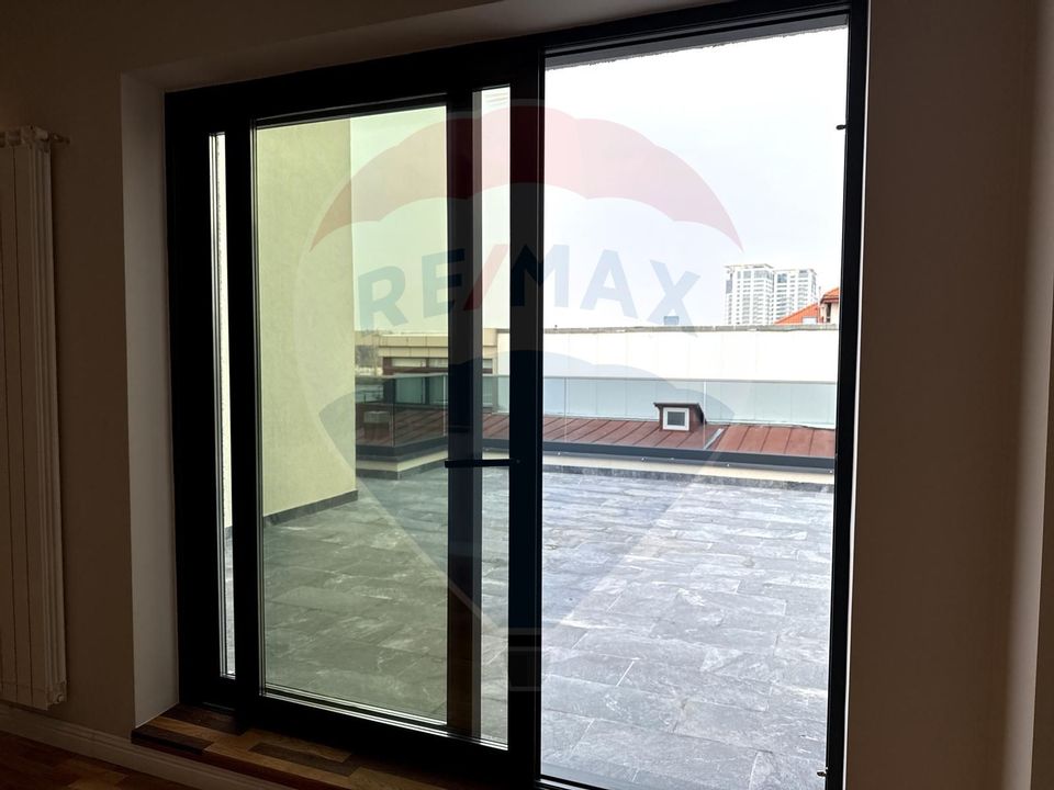 INCHIRIERE Apartament cu 4 camere in zona Tei