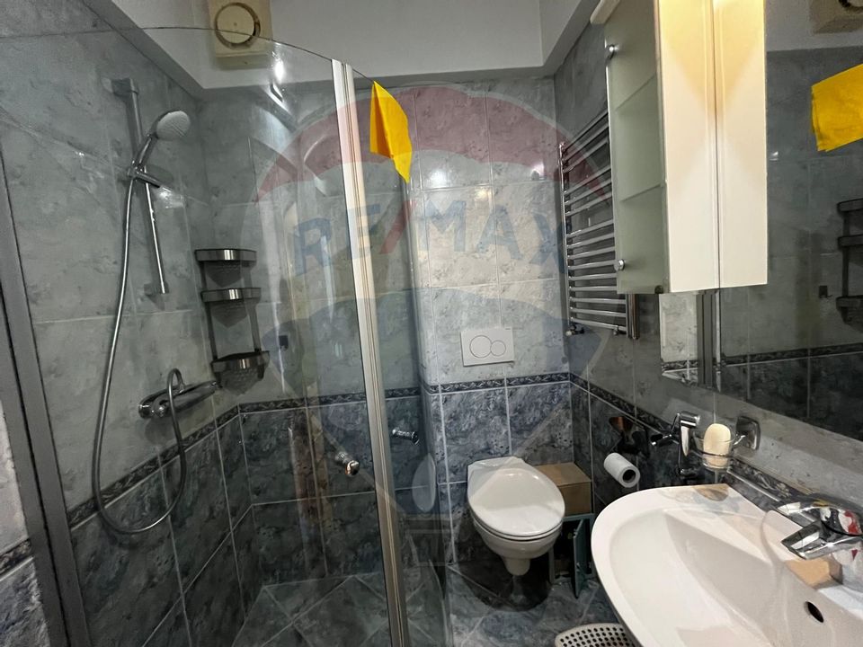 Apartament 2 camere de închiriat în Piața Amzei