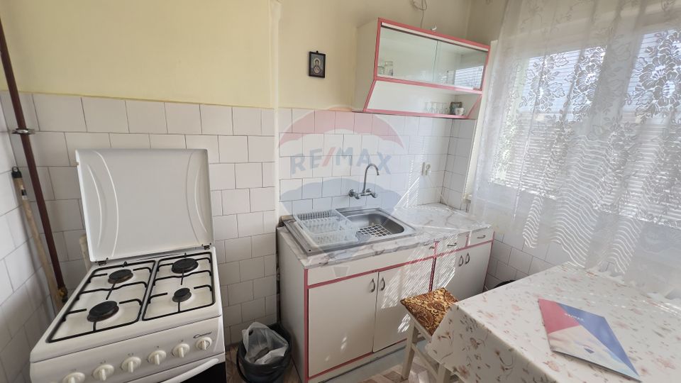 Apartament cu 3 camere de închiriat în zona Podgoria