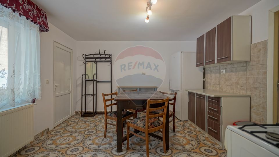 Detached house for sale in Șcheii Brașovului!