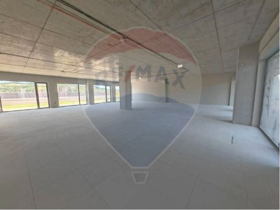 Spațiu de birouri de 674.1mp de vânzare în zona Manastur