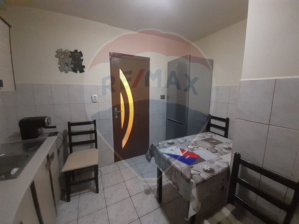 Apartament cu 2 camere de vânzare în zona Micalaca