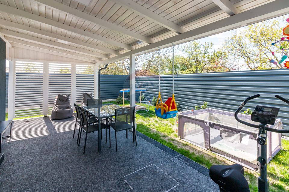 House / Villa For Sale Tunari/Dimieni Single House