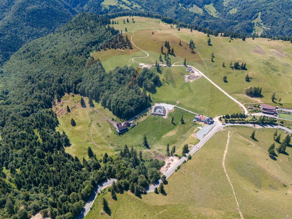 Teren intravilan, 6000mp Dambovicioara / DN 73- dealul sasului!