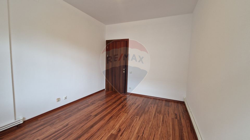 3-room apartment for sale in the Ozana area close to the metro