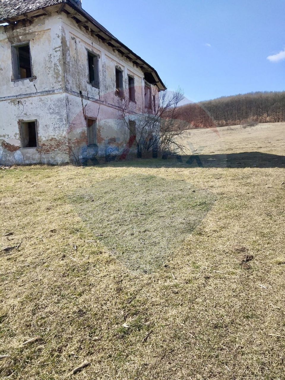 8 room House / Villa for sale