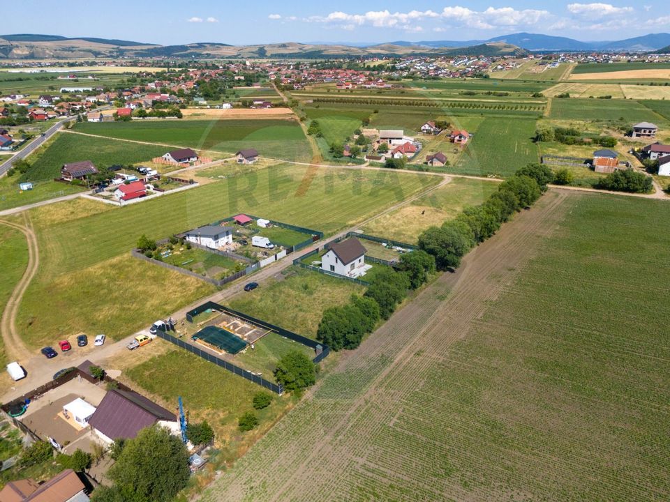 Land 597sqm Bod / Strada Garii