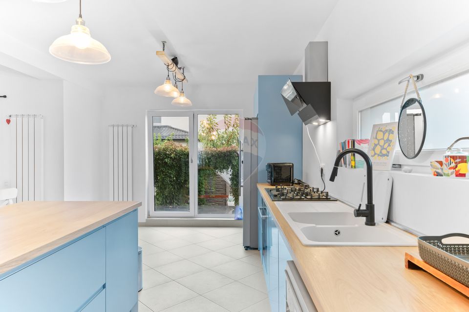 4 room House / Villa for sale