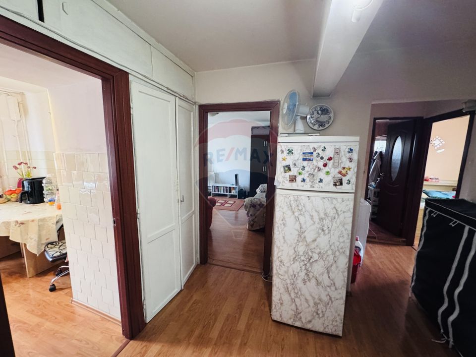 Apartament cu 3 camere de vânzare în zona Nufarul/Ghibu