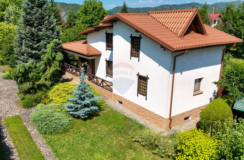 Vanzare Casa de vacanta Brebu, Prahova, Campina cu gradina si livada