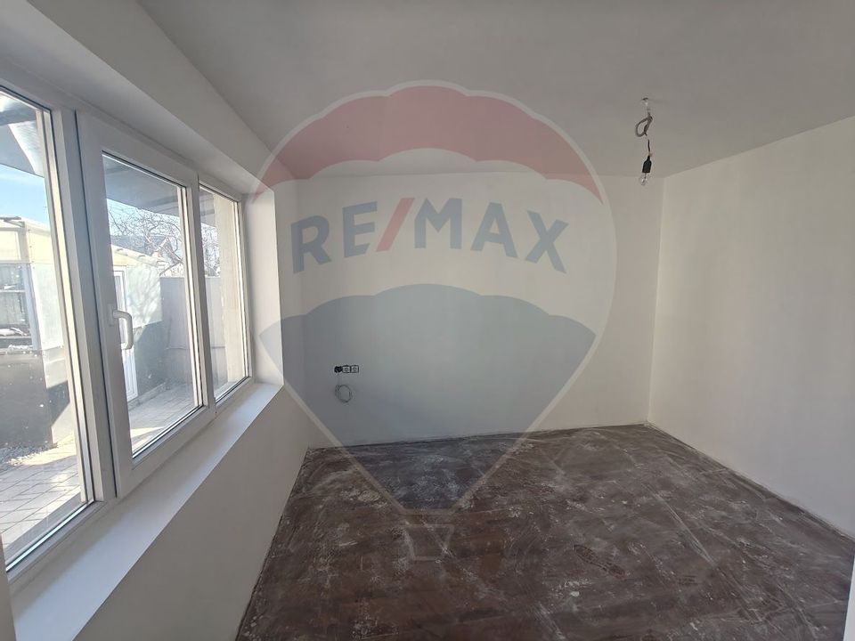 Spațiu comercial suprafata 240mp, curte generoasa, de inchiriat