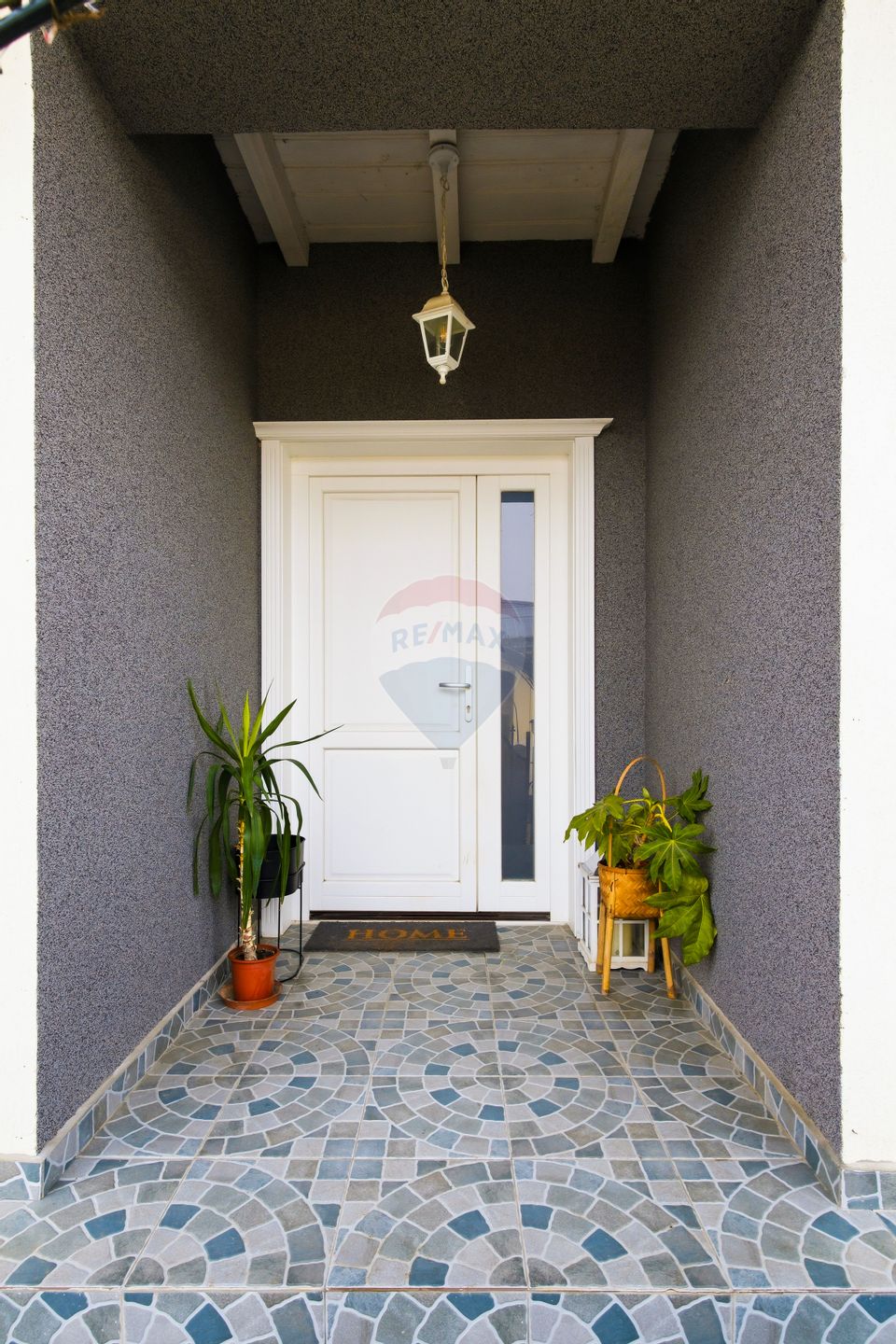 House + Apartment - 0% Comission 0% VAT - Hlincea - 5 Rooms