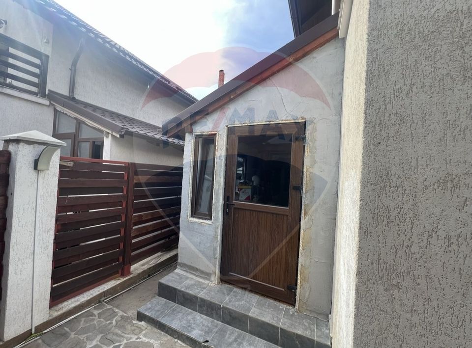 4 room House / Villa for sale