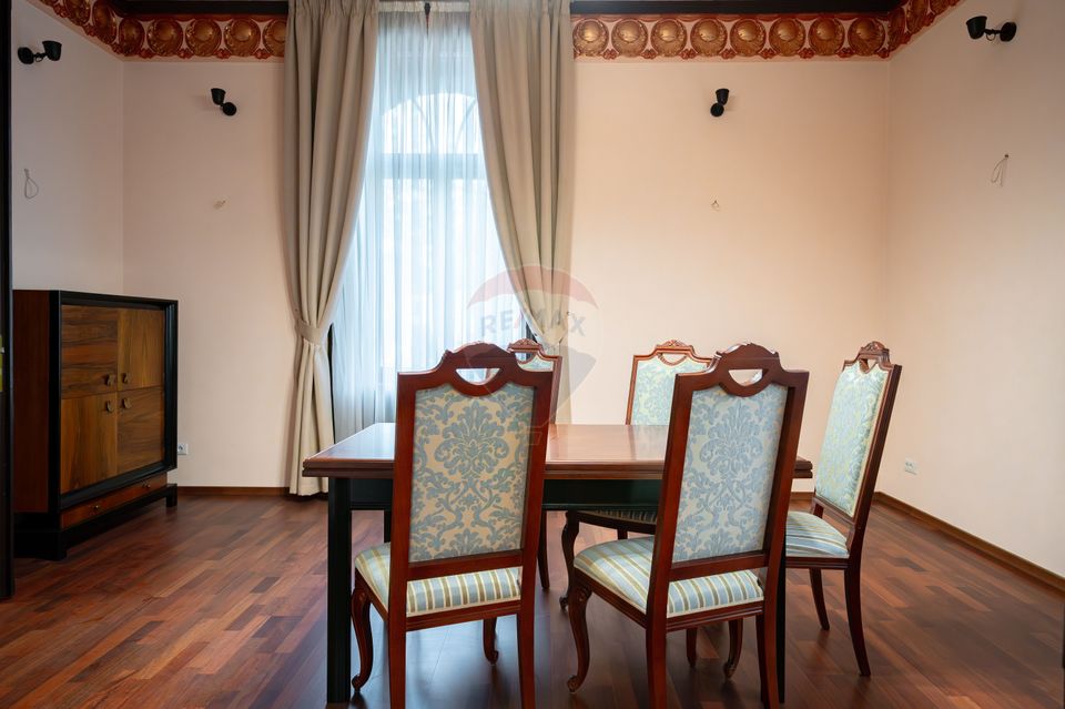 130 sqm Historic Property – Ideal for Living or Office