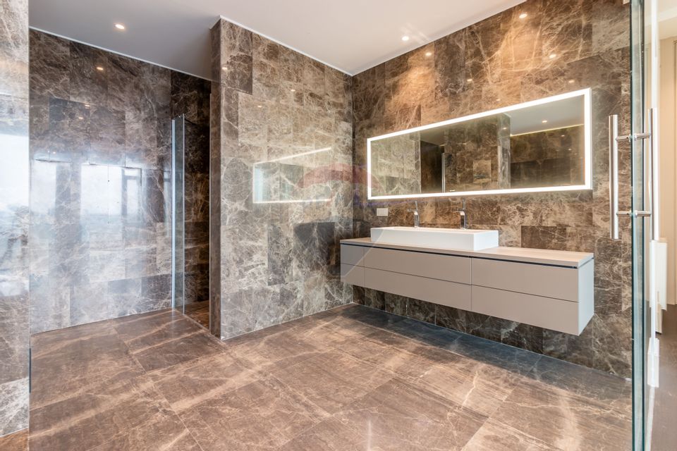 Spectacular penthouse for sale