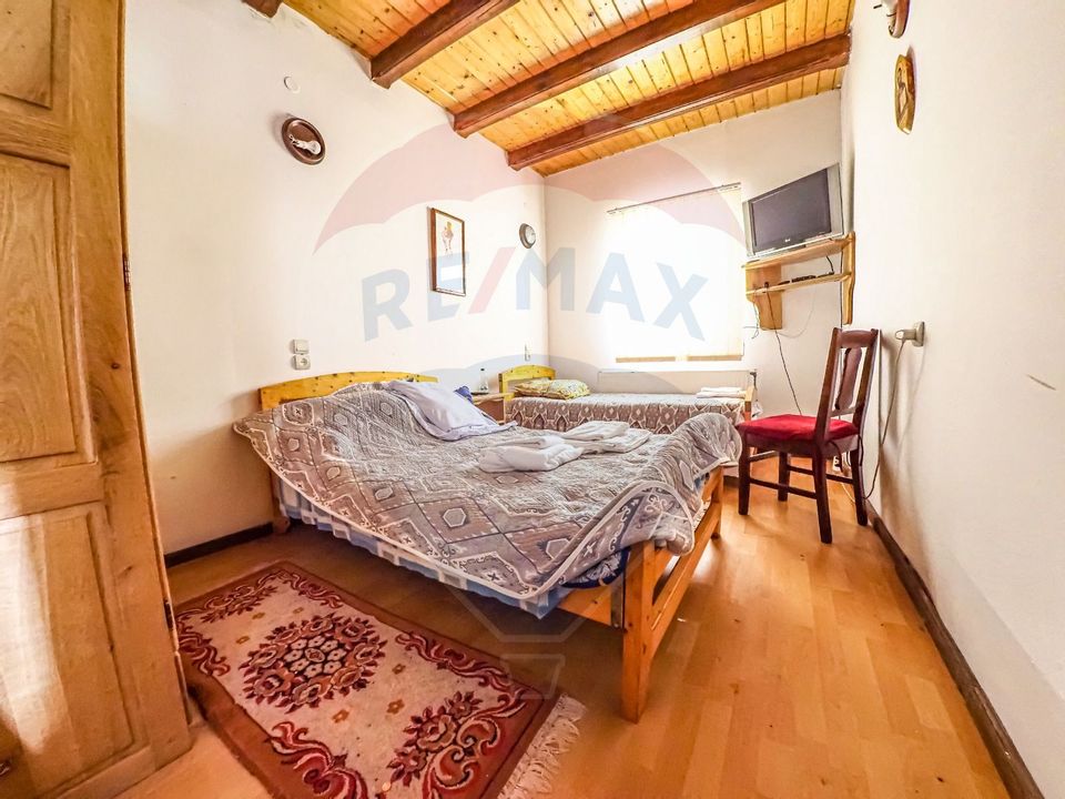 20 room House / Villa for sale, Central area