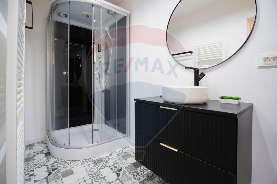 2 room Apartment for sale, Centrul Istoric area