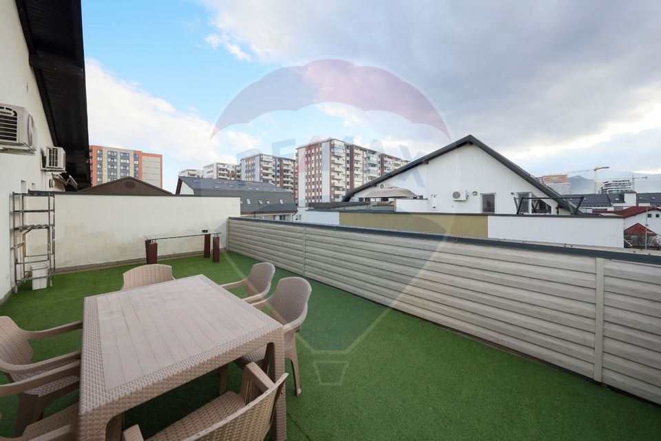 3 room Apartment for sale, Tractorul area