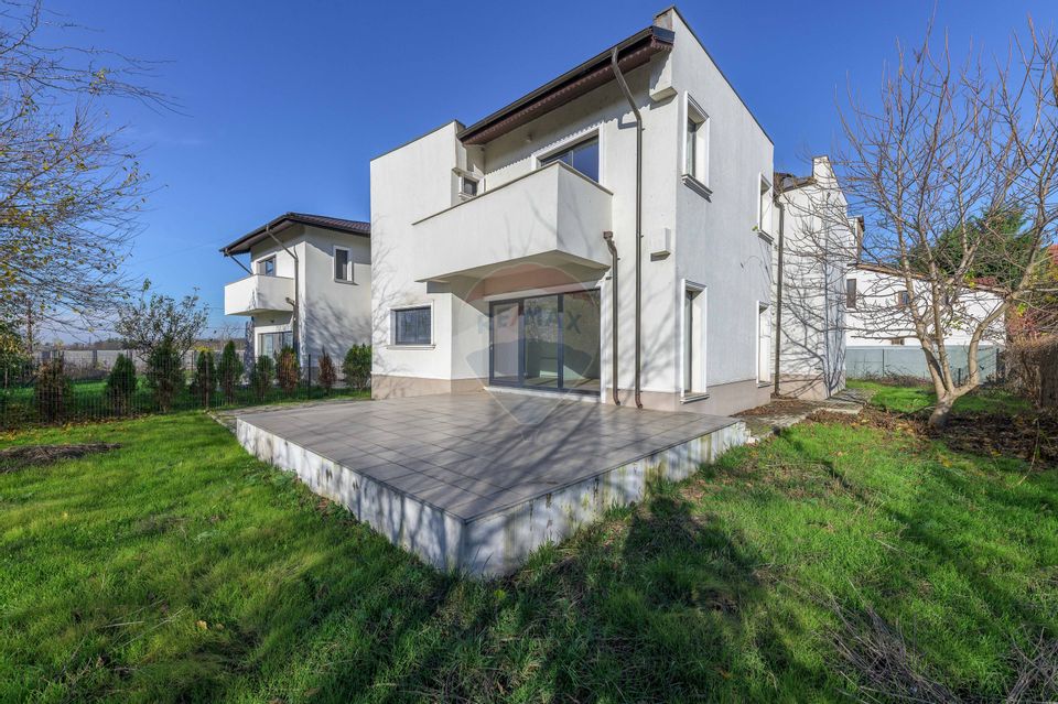 Vilă superba Cernica | vedere la padure si lac | finisaje moderne