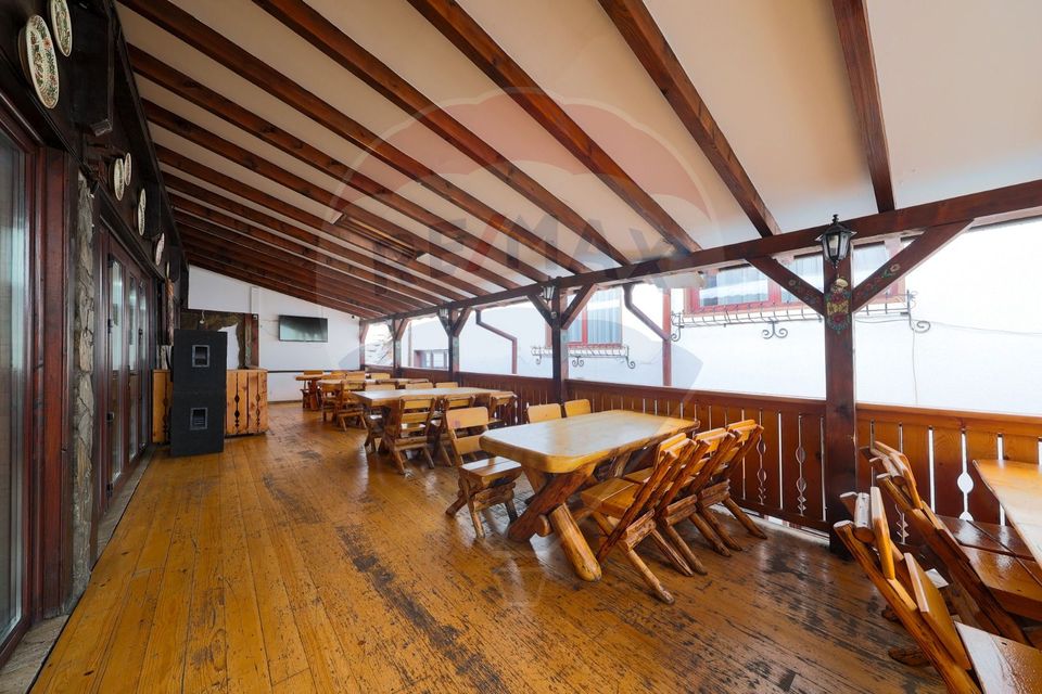 21 room Hotel / Pension for rent, Central area