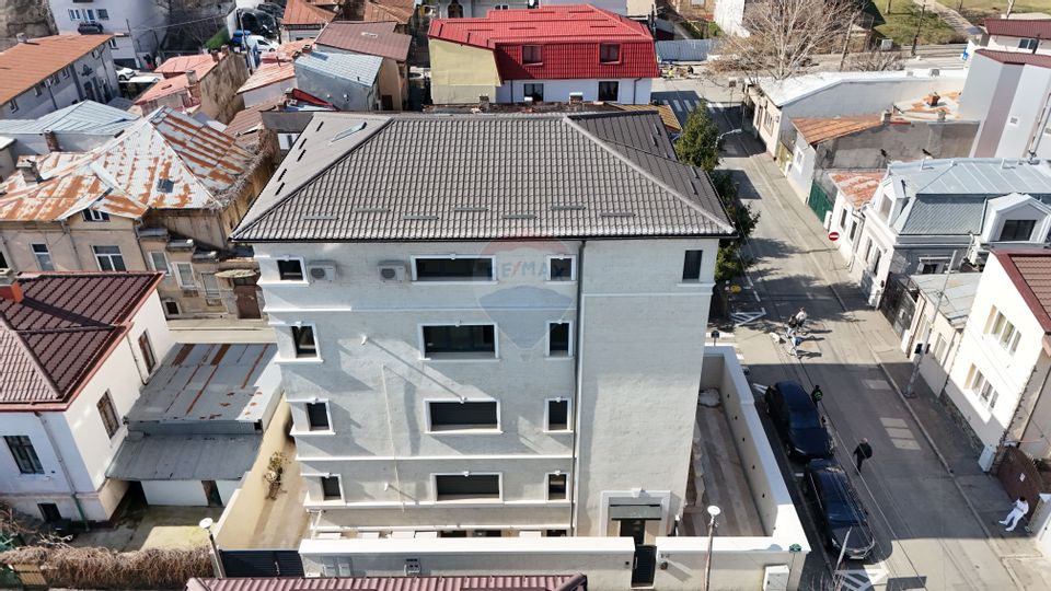 De vânzare Bloc Boutique Lux S+P+3E în zona Parcul Carol - Unirii