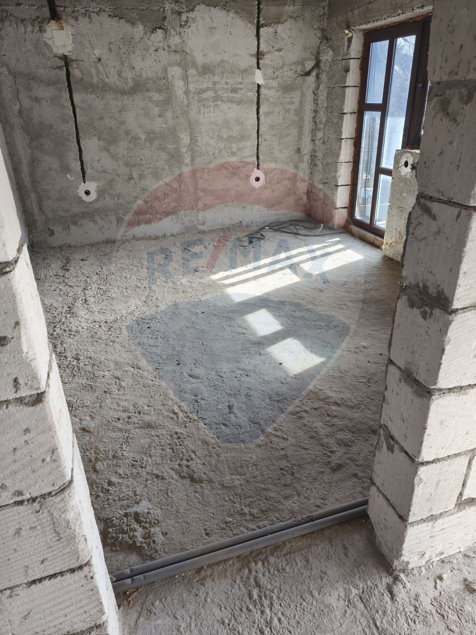 5 room House / Villa for sale, Poiana Tapului area