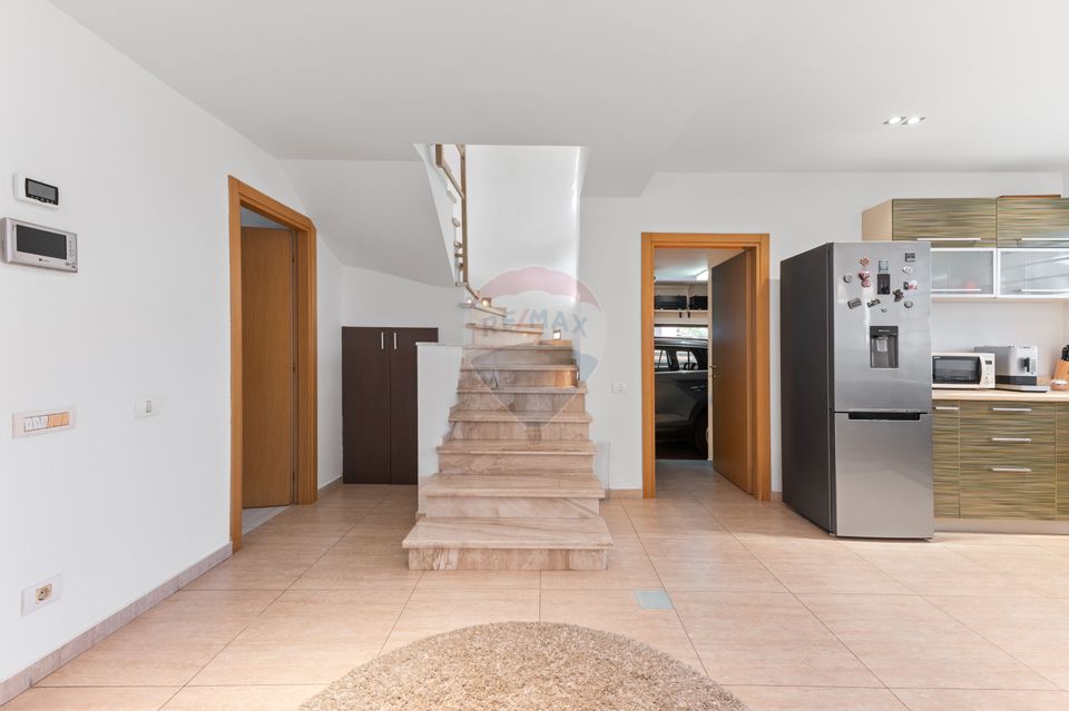 CASĂ / VILĂ PREMIUM DE VÂNZARE ÎN OTOPENI