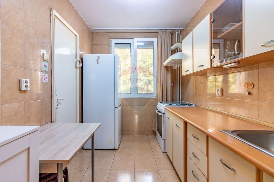 3-room apartment for sale in the area of 1 Decembrie 1918 / Titan