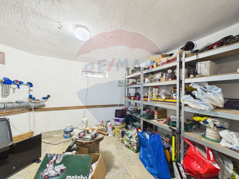 7 room House / Villa for sale