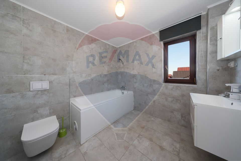 4 room House / Villa for sale