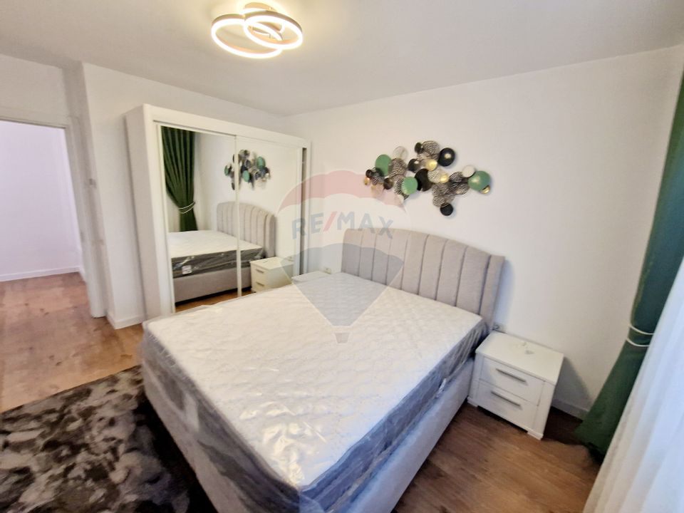 Apartament cu 3 camere de vânzare în Cartier Tei