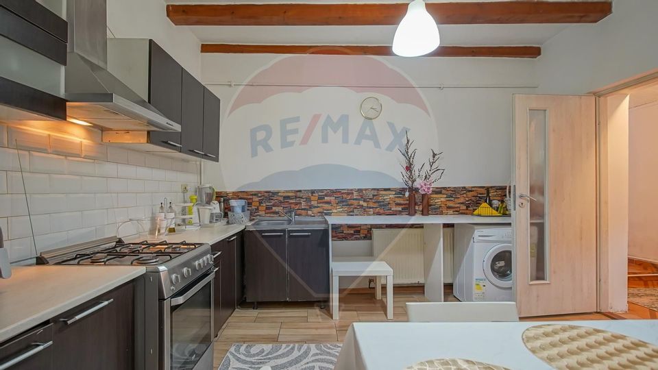 7 room House / Villa for sale