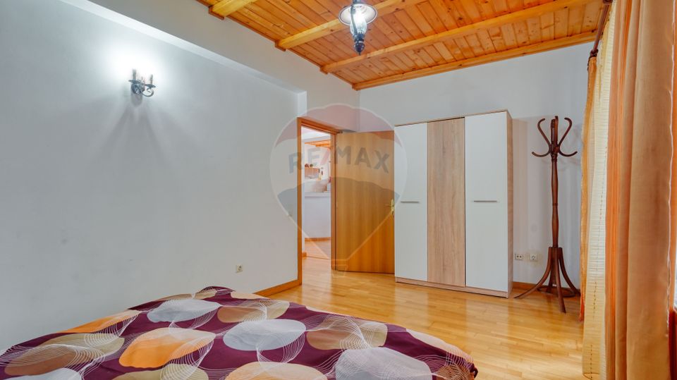 Vilă de vânzare în Predeal – vedere panoramică către pârtia de schi