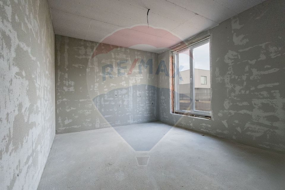 4 room House / Villa for sale