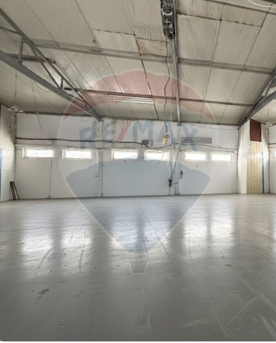 120sq.m Industrial Space for rent, Vest area