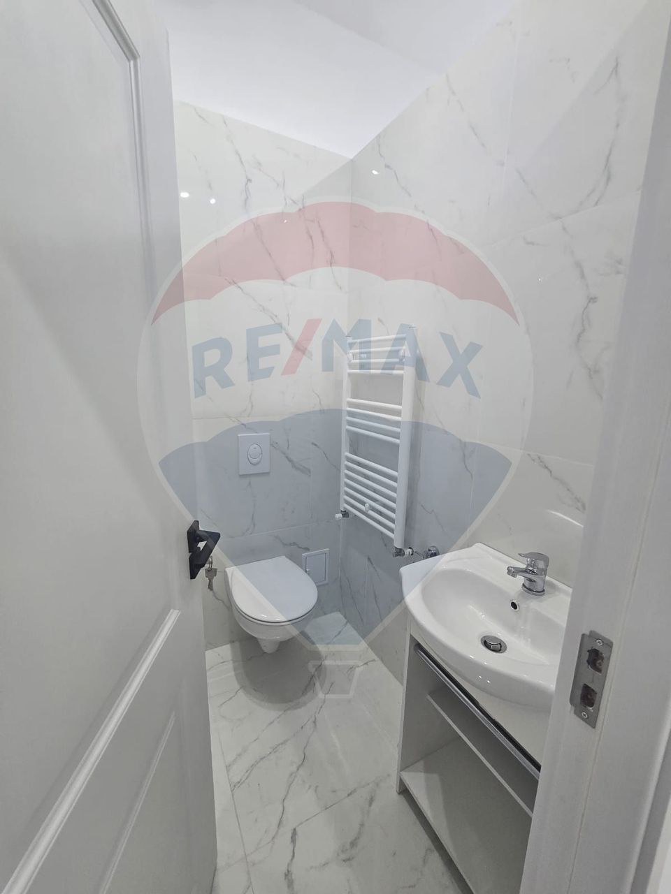 130sq.m Commercial Space for rent, Sisesti area