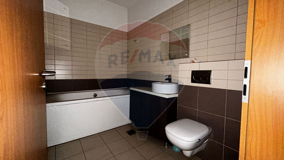64sq.m Office Space for rent, Bistrita Lac area