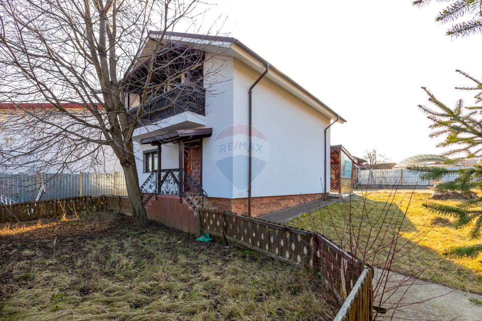 Hală 1.000 mp + curte 3.200 mp + CASĂ 160 mp BONUS | Acces TIR | Bacău