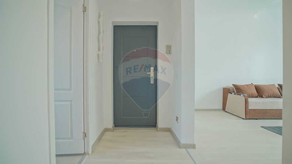 2 room Apartment for rent, Tractorul area