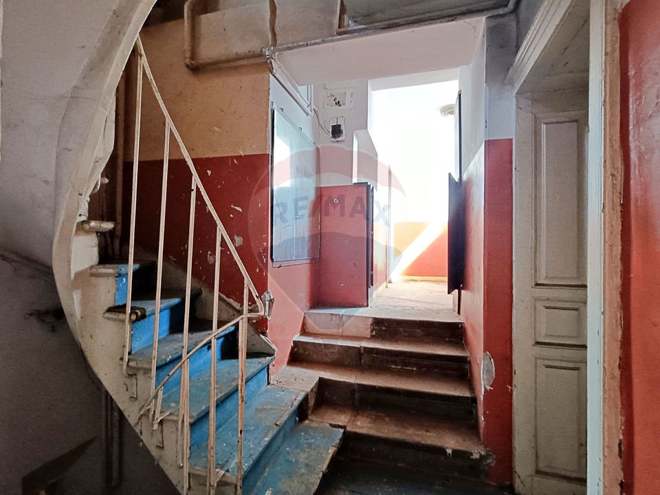 Vanzare Vila Interbelica Stradala, Pta Regina Maria, Ocazie Investitie