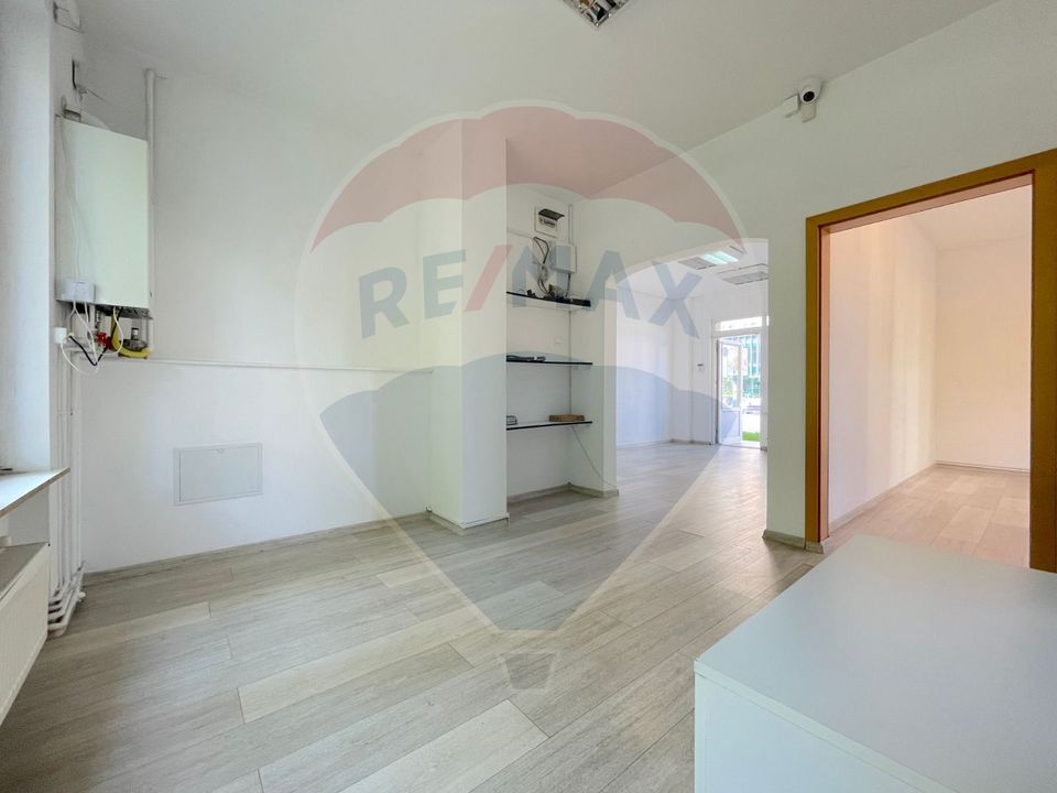 Spațiu de închiriat în zona 13 Decembrie