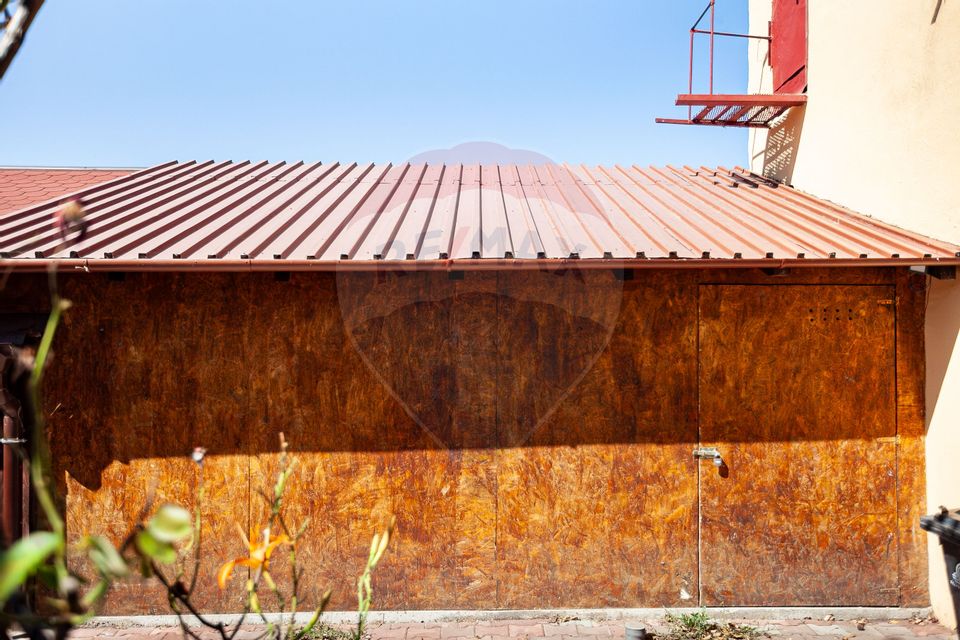 Apartament 2 camere , renovat, mobilat- utilat,  zona centrală