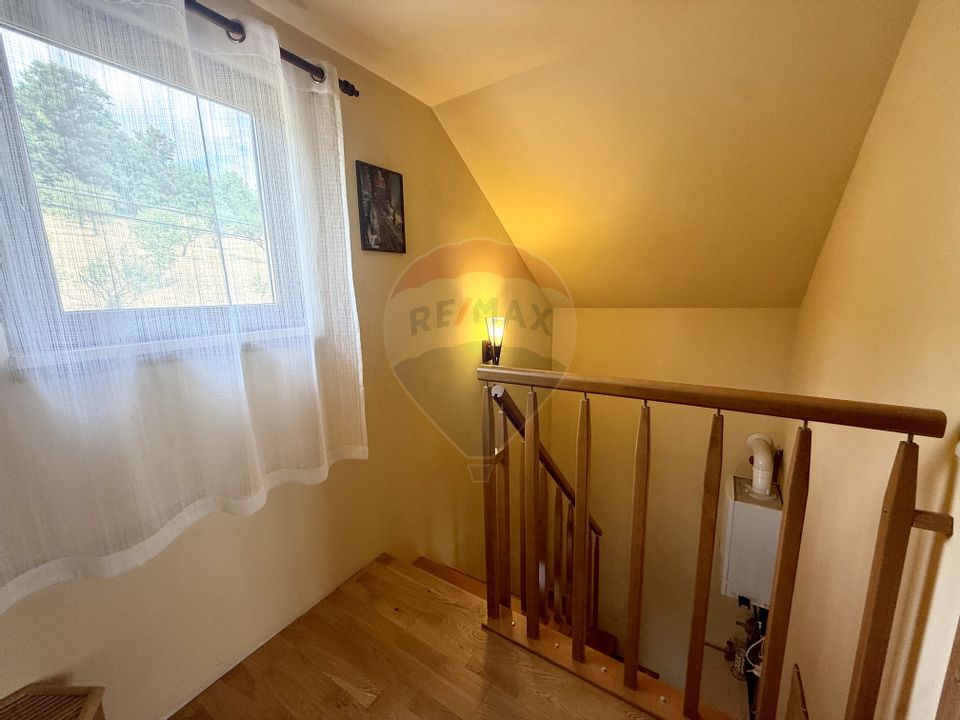 Comision 0% Casă de vânzare în Stolna cu livada,ciubăr,teren de 1464mp