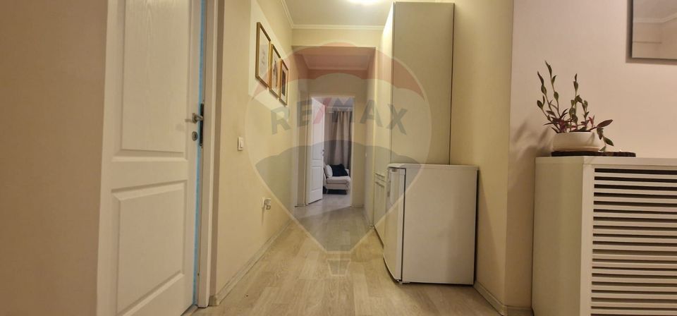 Vând apartament 3 camere, Florești,