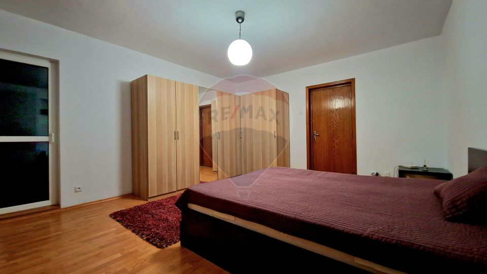 Apartament cu 3 camere de închiriat pe Calea Calarasilor