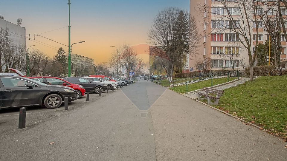 Comision 0% | Ap. 3 camere, etaj 1, complet renovat – Bd. Victoriei