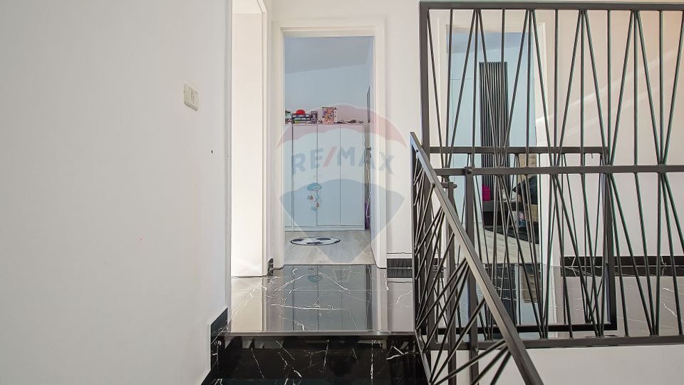4 room House / Villa for sale