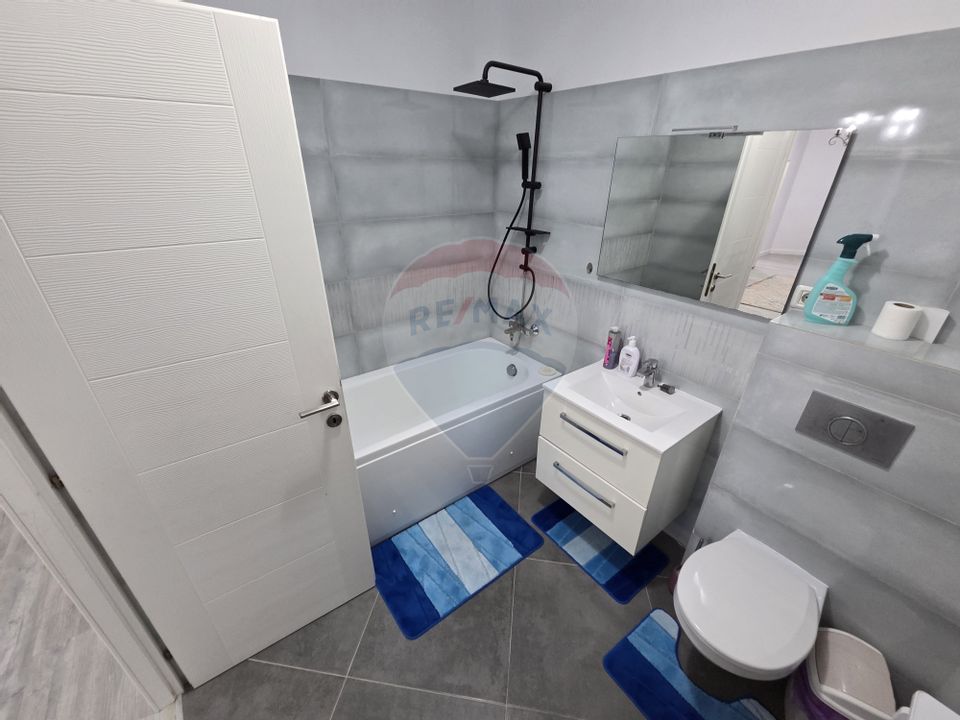 Apartament cu 3 camere 100 mp