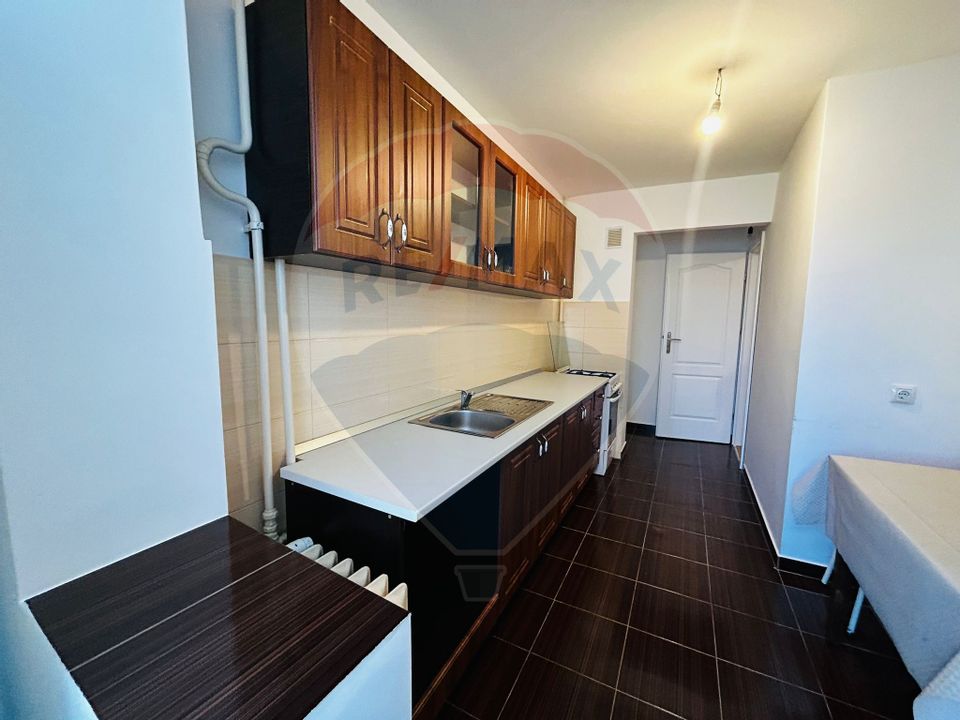 4 room Apartment for rent, Valea Rosie area