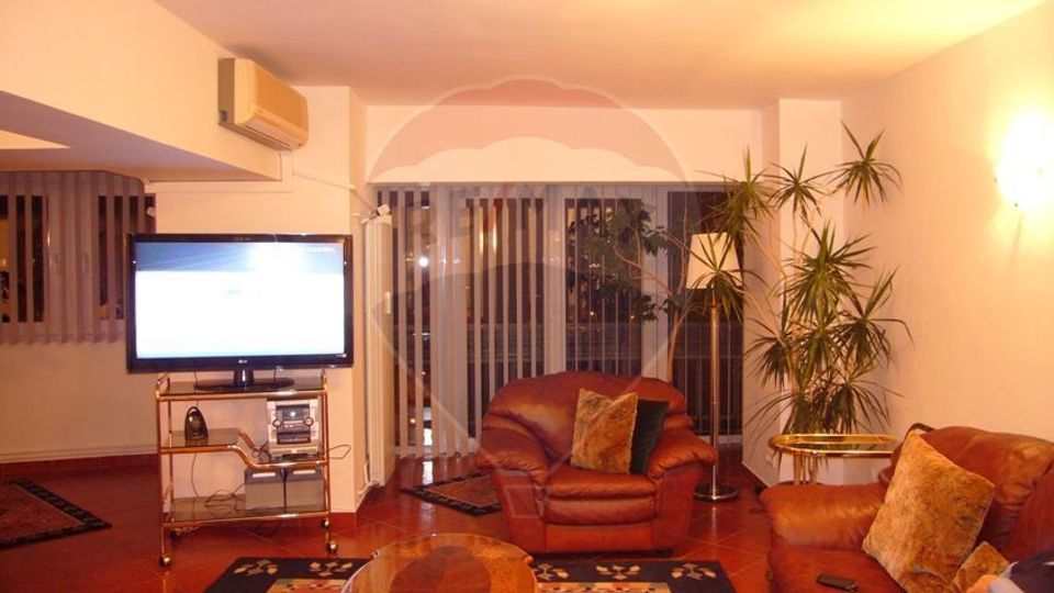 INCHIRIERE /Apartament premium cu 3 camere |/30 mp /Bd. Unirii 61